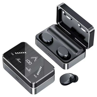 Fones de ouvido sem fio dos esportes TWS Bluetooth na orelha com banco do poder