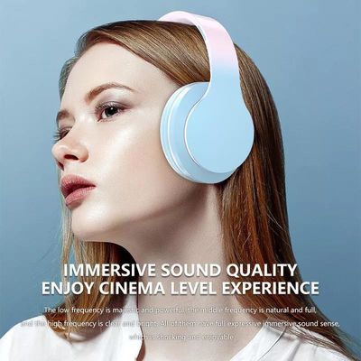 Ruído colorido do projeto do inclinação que cancela fones de ouvido dos desenhos animados dos auriculares do microfone